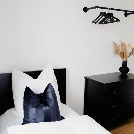 Apartment Wohntraum Fuer 3 Mit Blick Auf Den Wismarer Hafen *